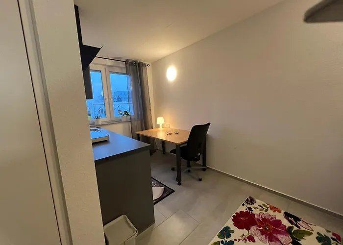 Living & Frankfurt am Main